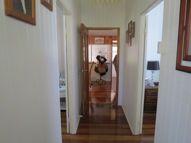 56 Shell Street, Urangan QLD 4655