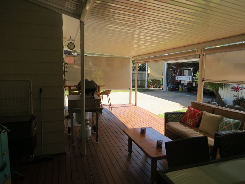 56 Shell Street, Urangan QLD 4655
