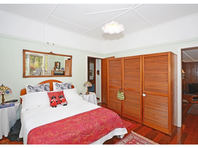 6 Corser Street, Point Vernon QLD 4655