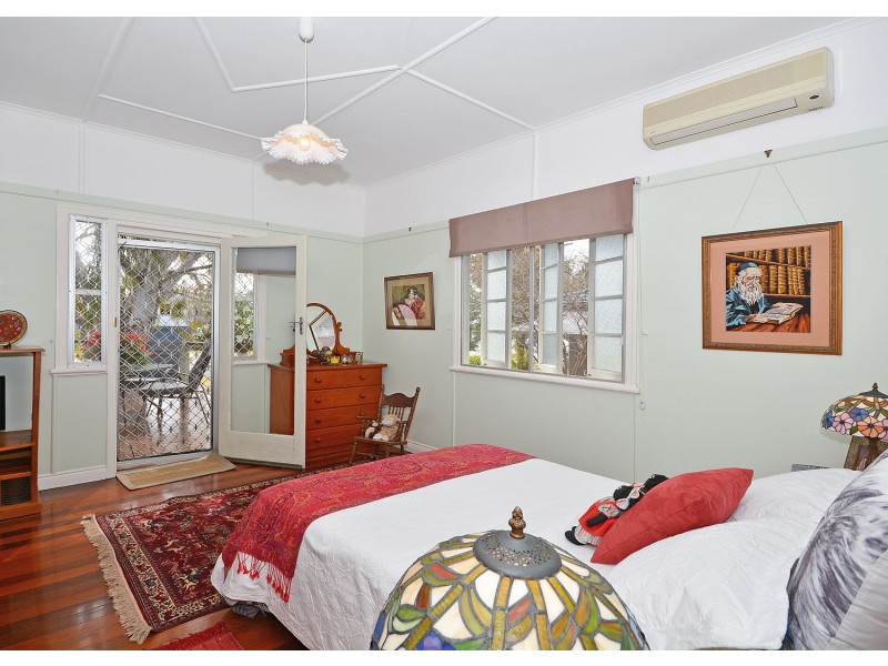 6 Corser Street, Point Vernon QLD 4655