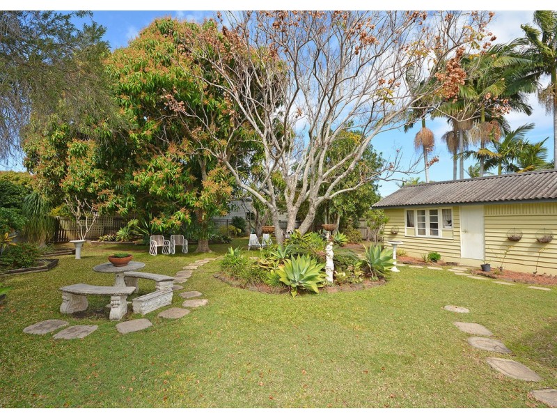 6 Corser Street, Point Vernon QLD 4655