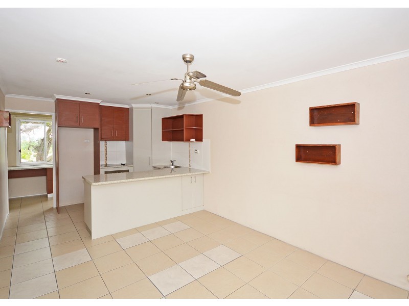 1/63 Queens Road, Scarness QLD 4655