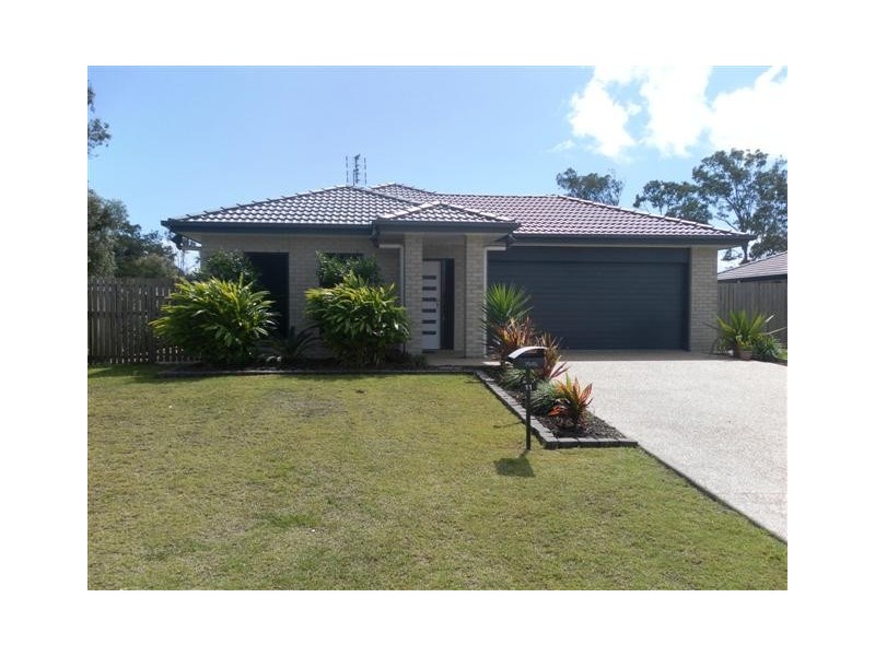 11 Pharlap Court, Point Vernon QLD 4655