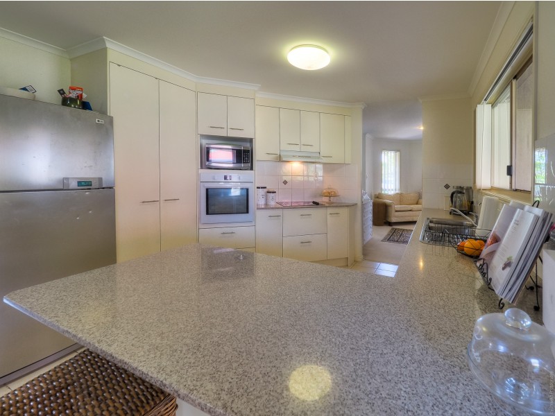 71 Bounty CCT, Eli Waters QLD 4655