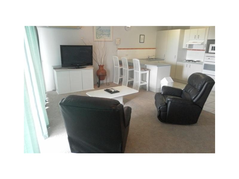 651/386 Esplanade, Riviera Resort, Torquay QLD 4655