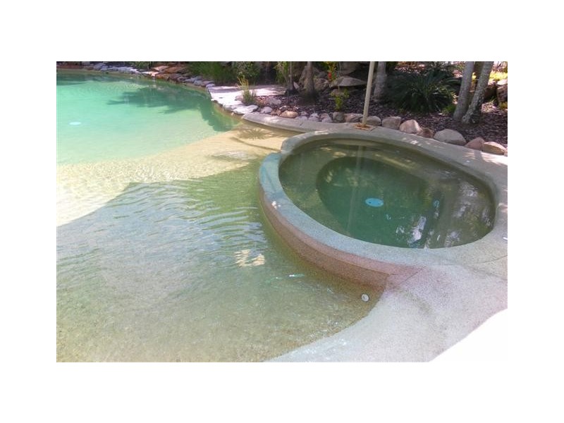 651/386 Esplanade, Riviera Resort, Torquay QLD 4655
