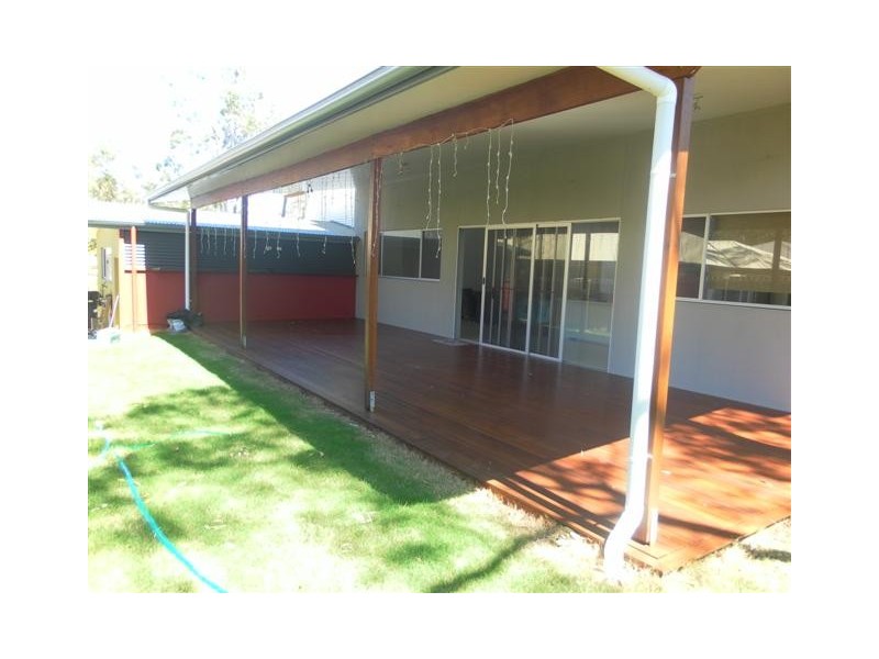 22 Parraweena Court, Point Vernon QLD 4655