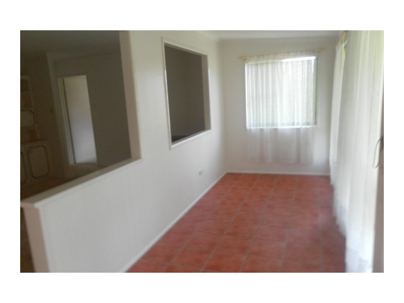 37 Limpus Street, Urangan QLD 4655