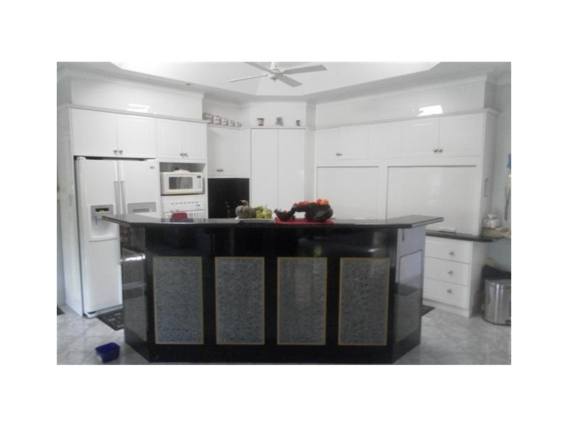 66 Honiton Street, Torquay QLD 4655