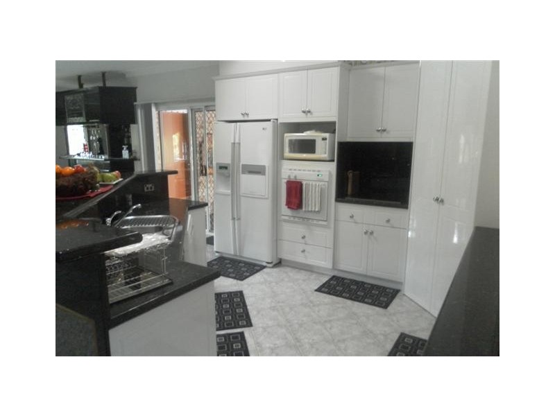 66 Honiton Street, Torquay QLD 4655