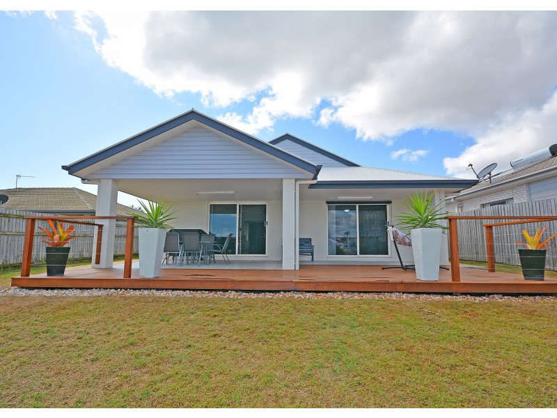 5 Lady Nelson Drive, Eli Waters QLD 4655