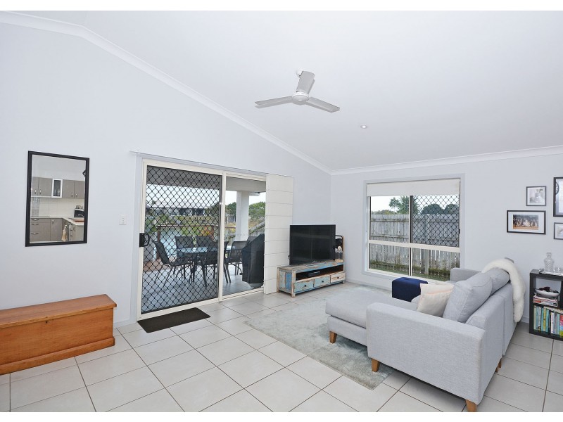 5 Lady Nelson Drive, Eli Waters QLD 4655