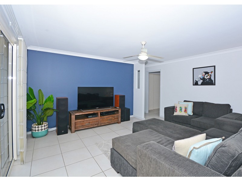 5 Lady Nelson Drive, Eli Waters QLD 4655
