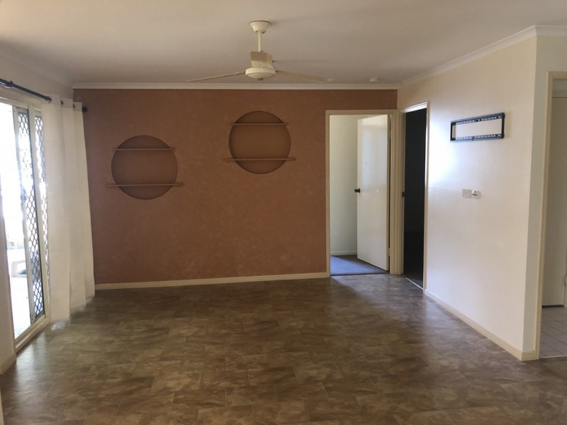 30 Banksia Park Dr, Scarness QLD 4655