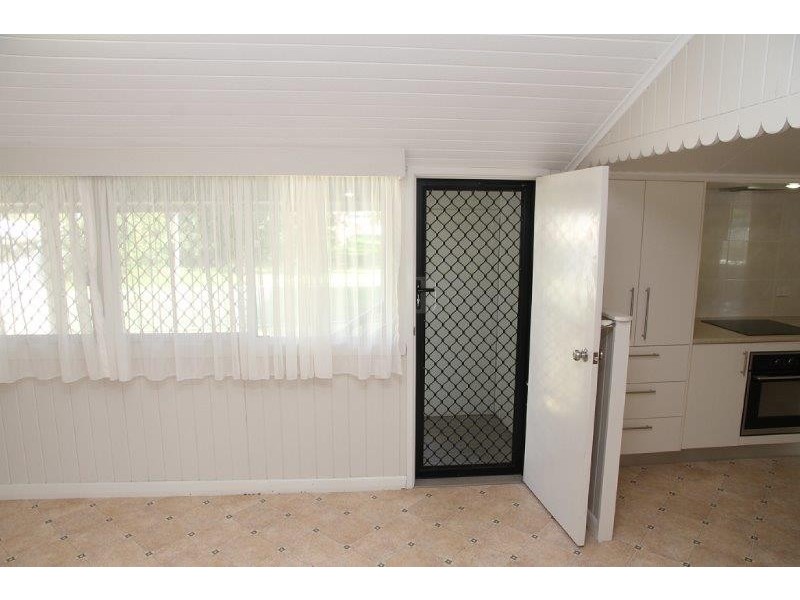358 Esplanade, Scarness QLD 4655