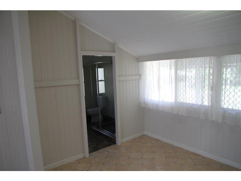 358 Esplanade, Scarness QLD 4655