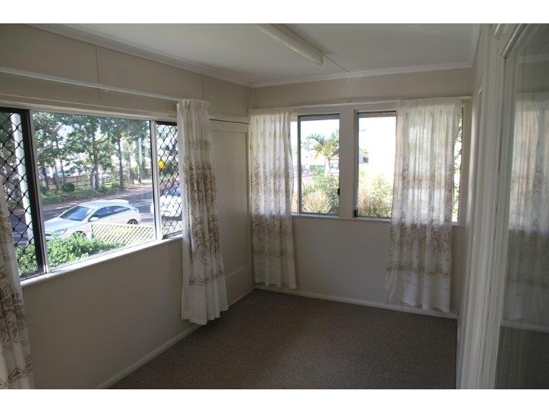 358 Esplanade, Scarness QLD 4655