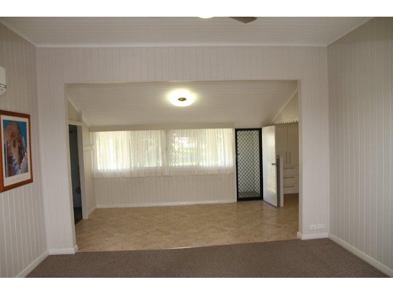358 Esplanade, Scarness QLD 4655