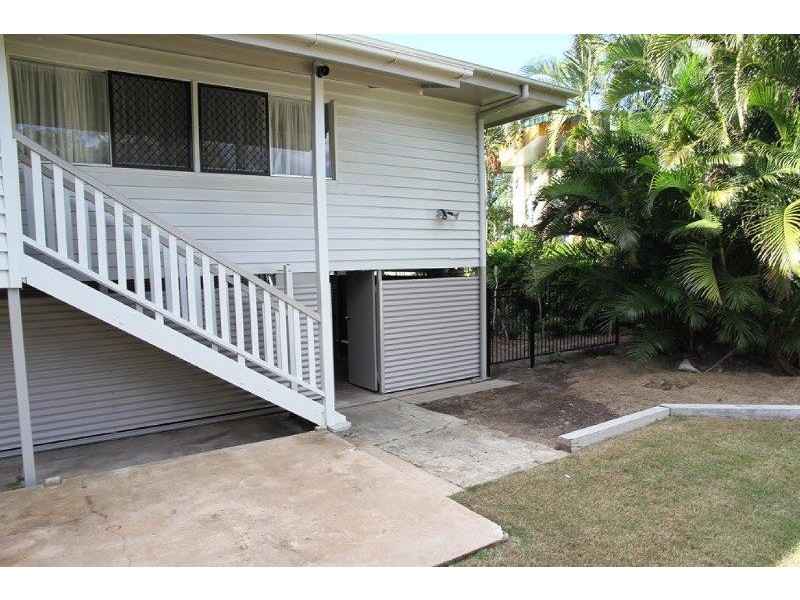 358 Esplanade, Scarness QLD 4655