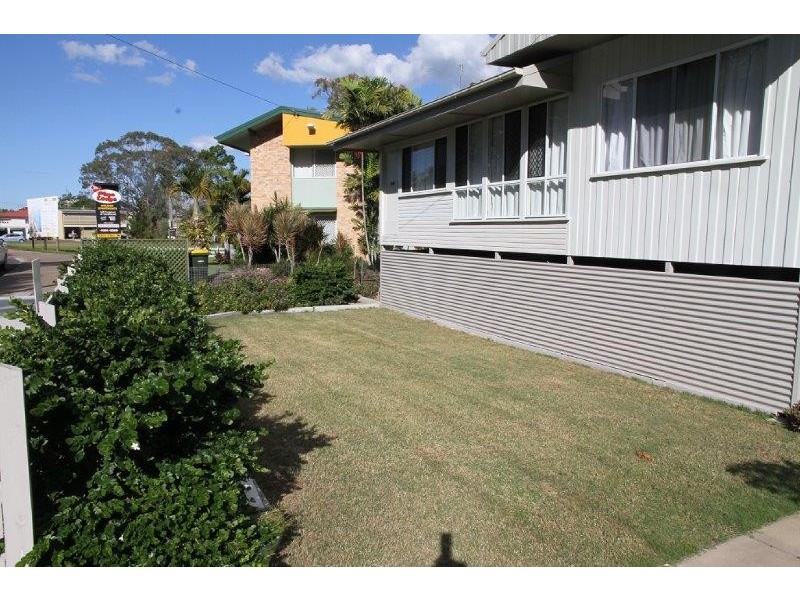 358 Esplanade, Scarness QLD 4655
