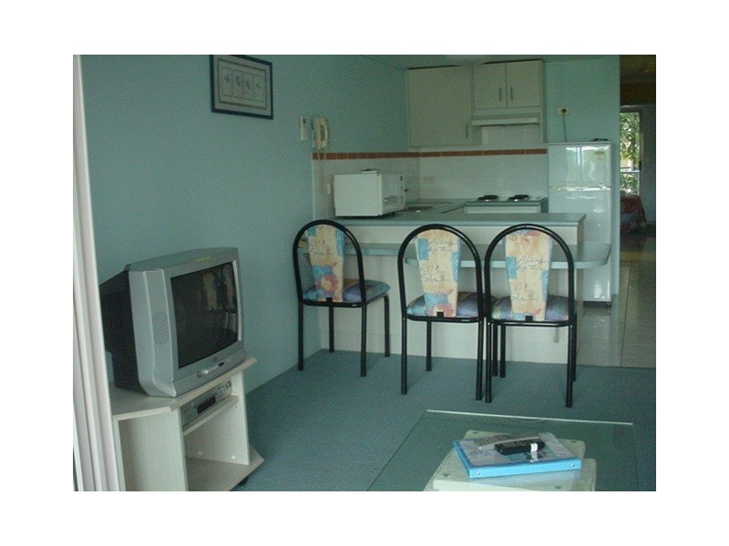 429/386 Esplanade, Torquay QLD 4655