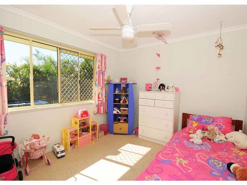 38 Vicki Parade, Torquay QLD 4655