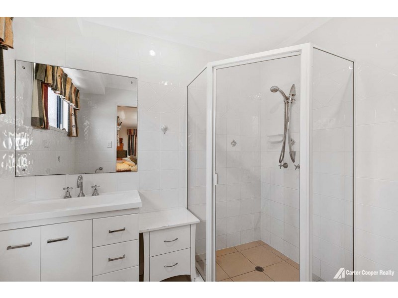 12 Bronton Way, Point Vernon QLD 4655