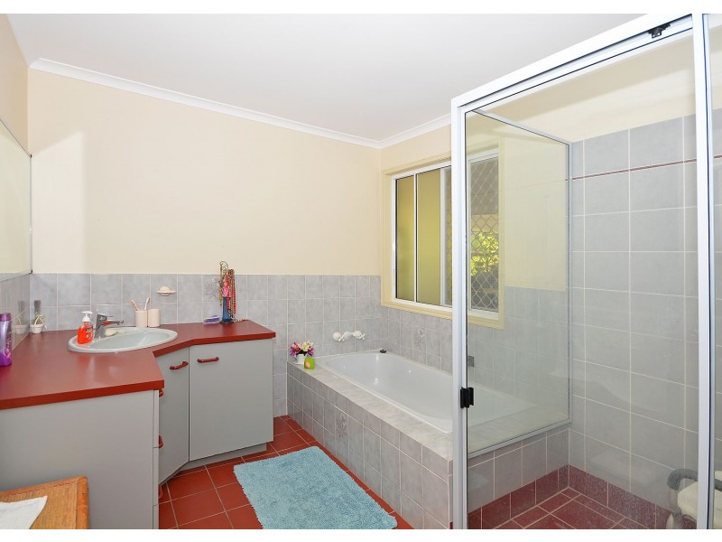 19 Washington Drive, Wondunna QLD 4655