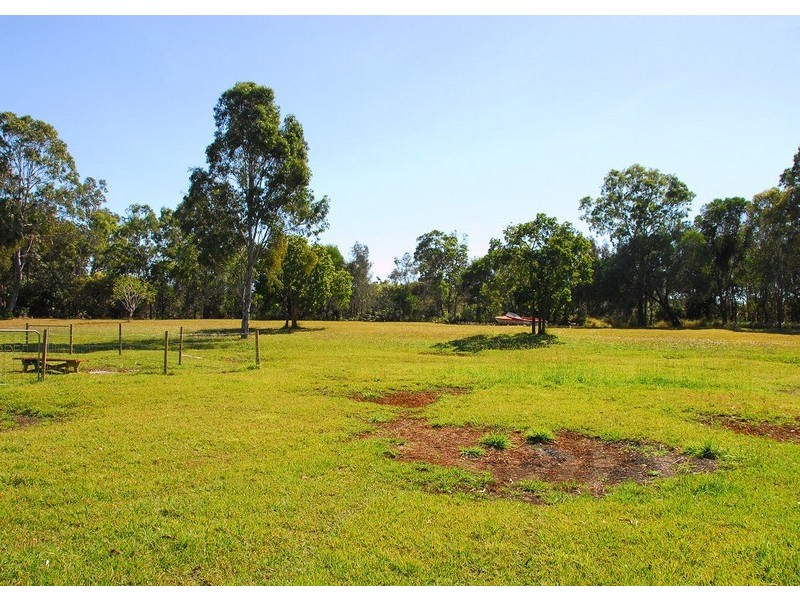 18 McGregor Cl, Craignish QLD 4655