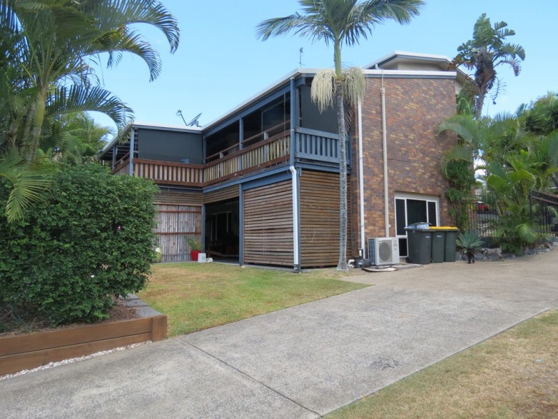 22 Moonbi Street, Scarness QLD 4655
