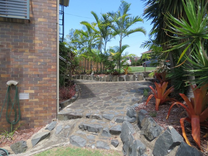 22 Moonbi Street, Scarness QLD 4655