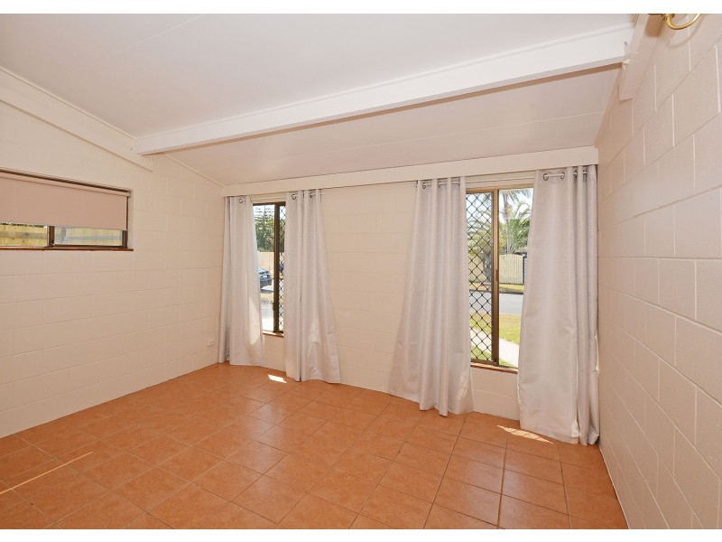 39 Kululu Crescent, Scarness QLD 4655