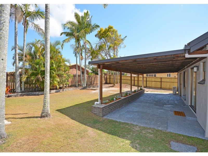 39 Kululu Crescent, Scarness QLD 4655