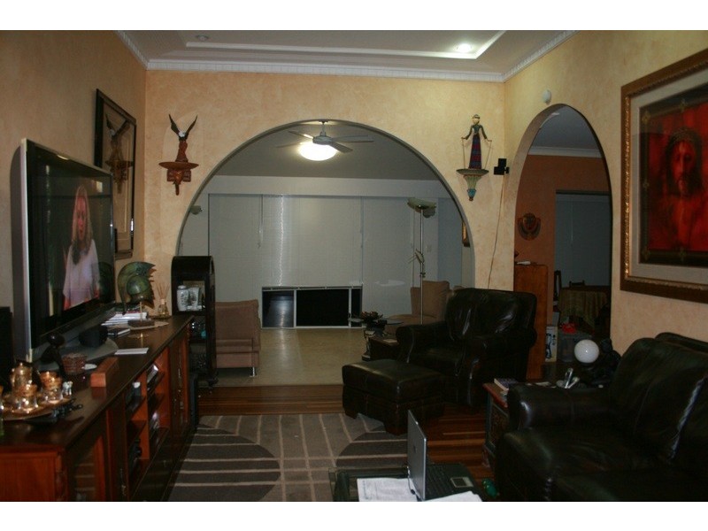 155 Esplanade, Point Vernon QLD 4655