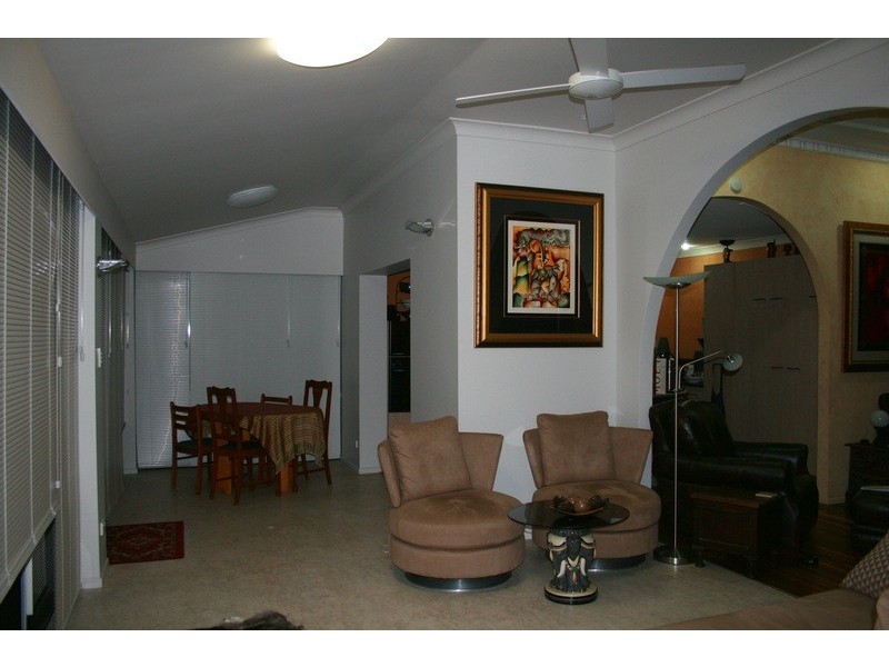 155 Esplanade, Point Vernon QLD 4655