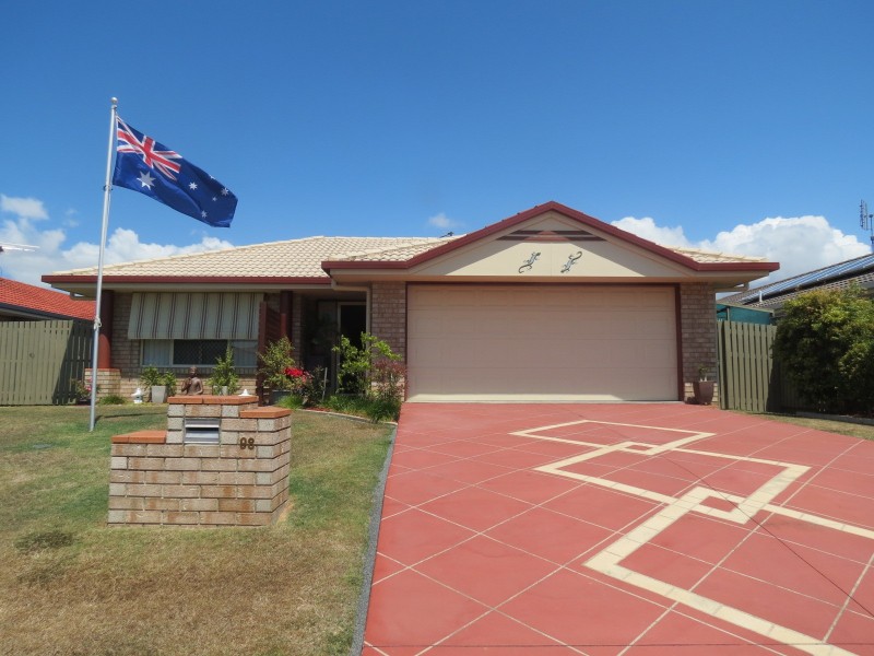 98 Wattle Street, Point Vernon QLD 4655