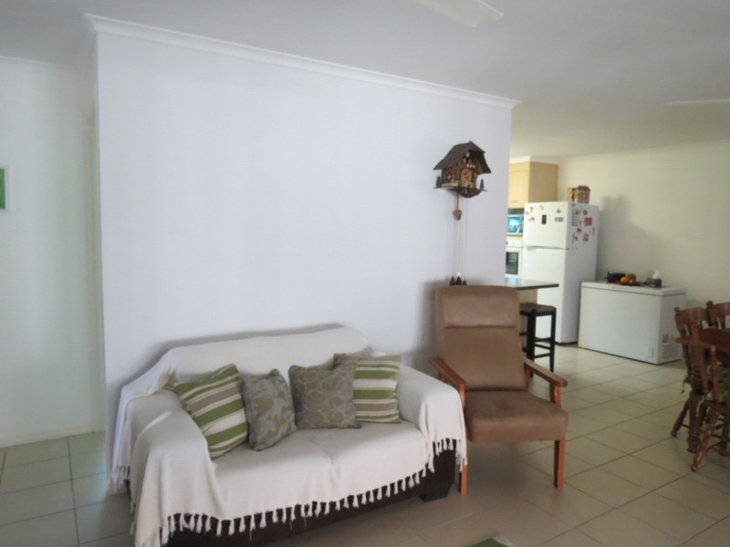 98 Wattle Street, Point Vernon QLD 4655