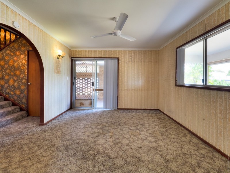 56 Bideford Street, Torquay QLD 4655