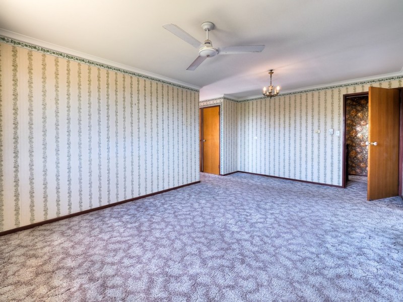 56 Bideford Street, Torquay QLD 4655