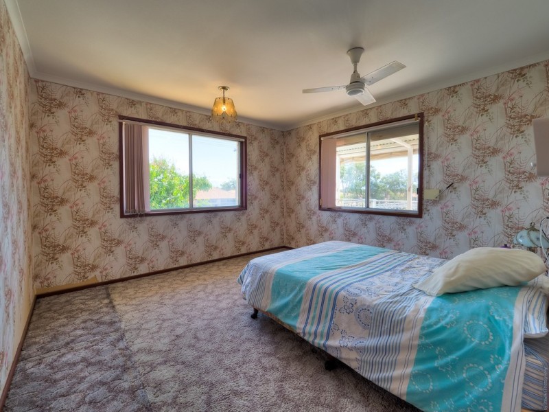 56 Bideford Street, Torquay QLD 4655