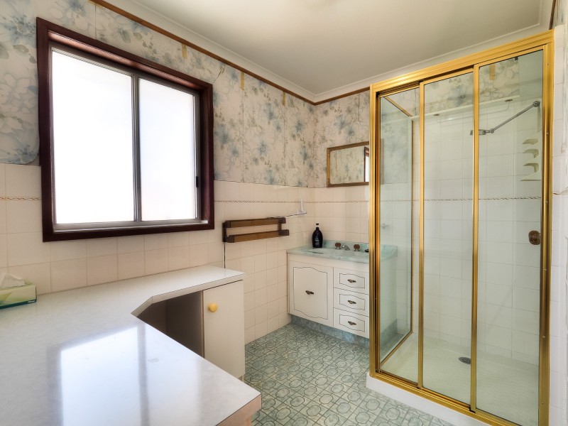 56 Bideford Street, Torquay QLD 4655