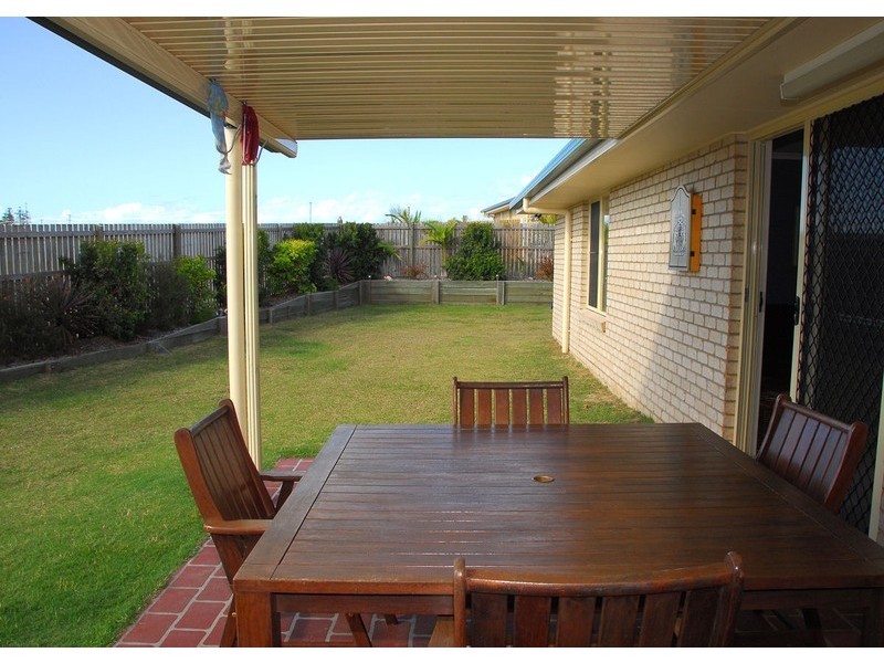 71 St Joseph Dr, Hervey Bay QLD 4655