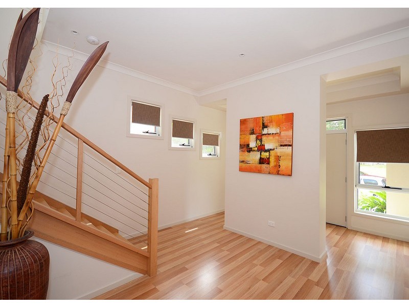 1/5 Pulgul Street, Urangan QLD 4655