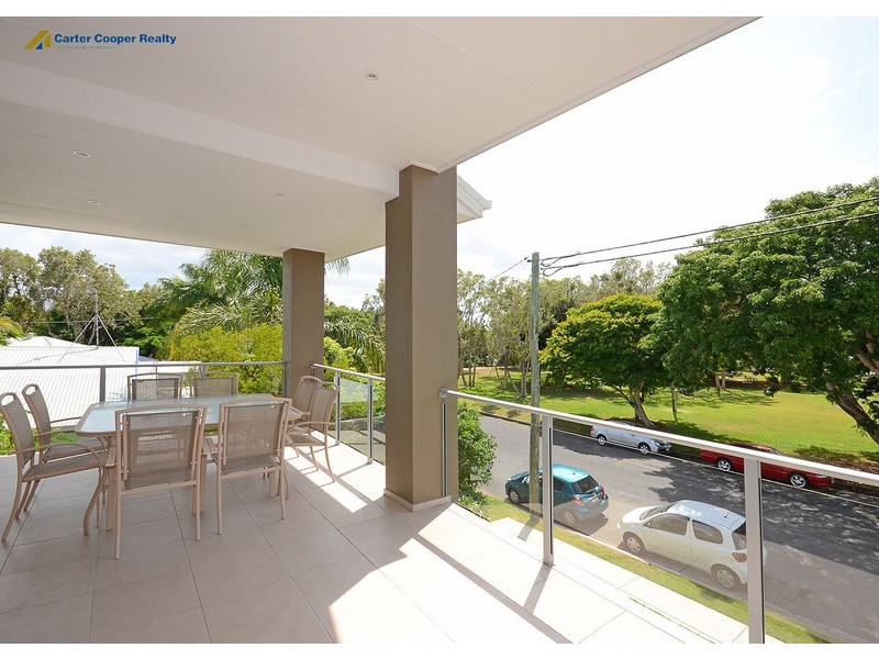 1/5 Pulgul Street, Urangan QLD 4655