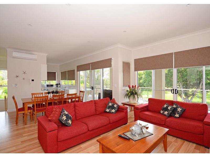 1/5 Pulgul Street, Urangan QLD 4655