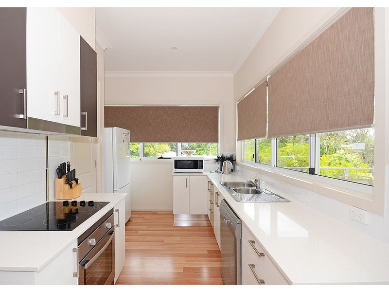 1/5 Pulgul Street, Urangan QLD 4655