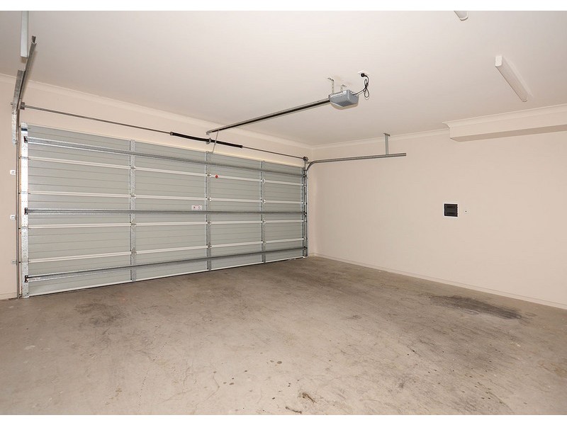 1/5 Pulgul Street, Urangan QLD 4655