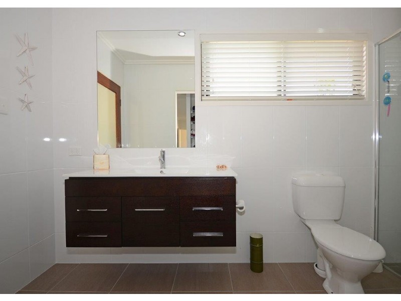 31 Spence Street, Point Vernon QLD 4655