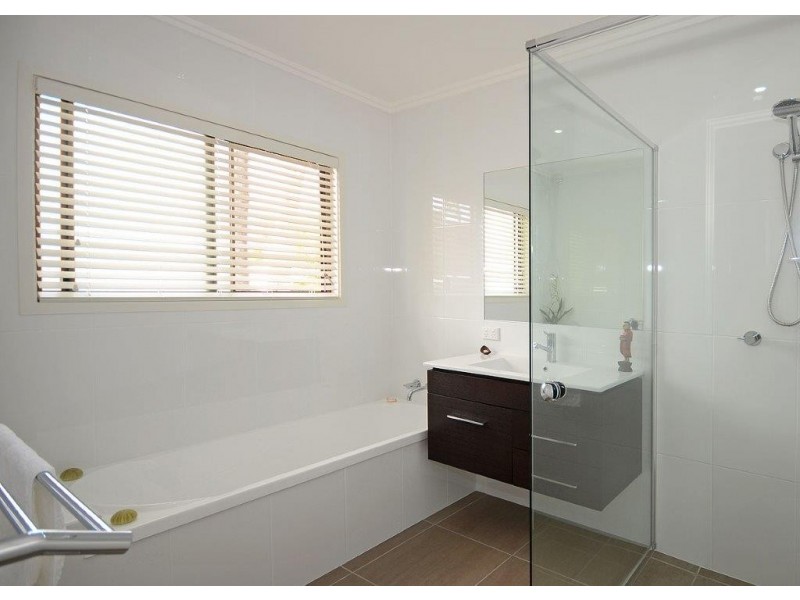 31 Spence Street, Point Vernon QLD 4655