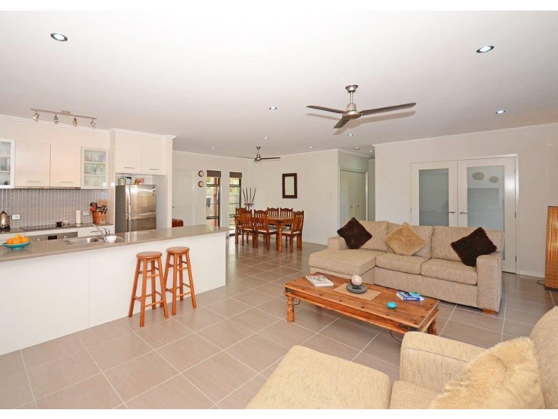 31 Spence Street, Point Vernon QLD 4655